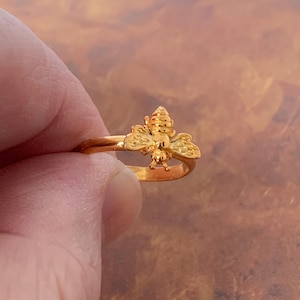 Handmade Vermeil Bee Ring: 24kt Goldplated Sterling Silver