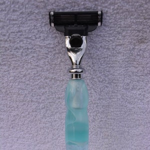 Beautiful Handmade Designer Razor Called &quot;Titanic&quot;  Mach3/Venus/Fusion/DE