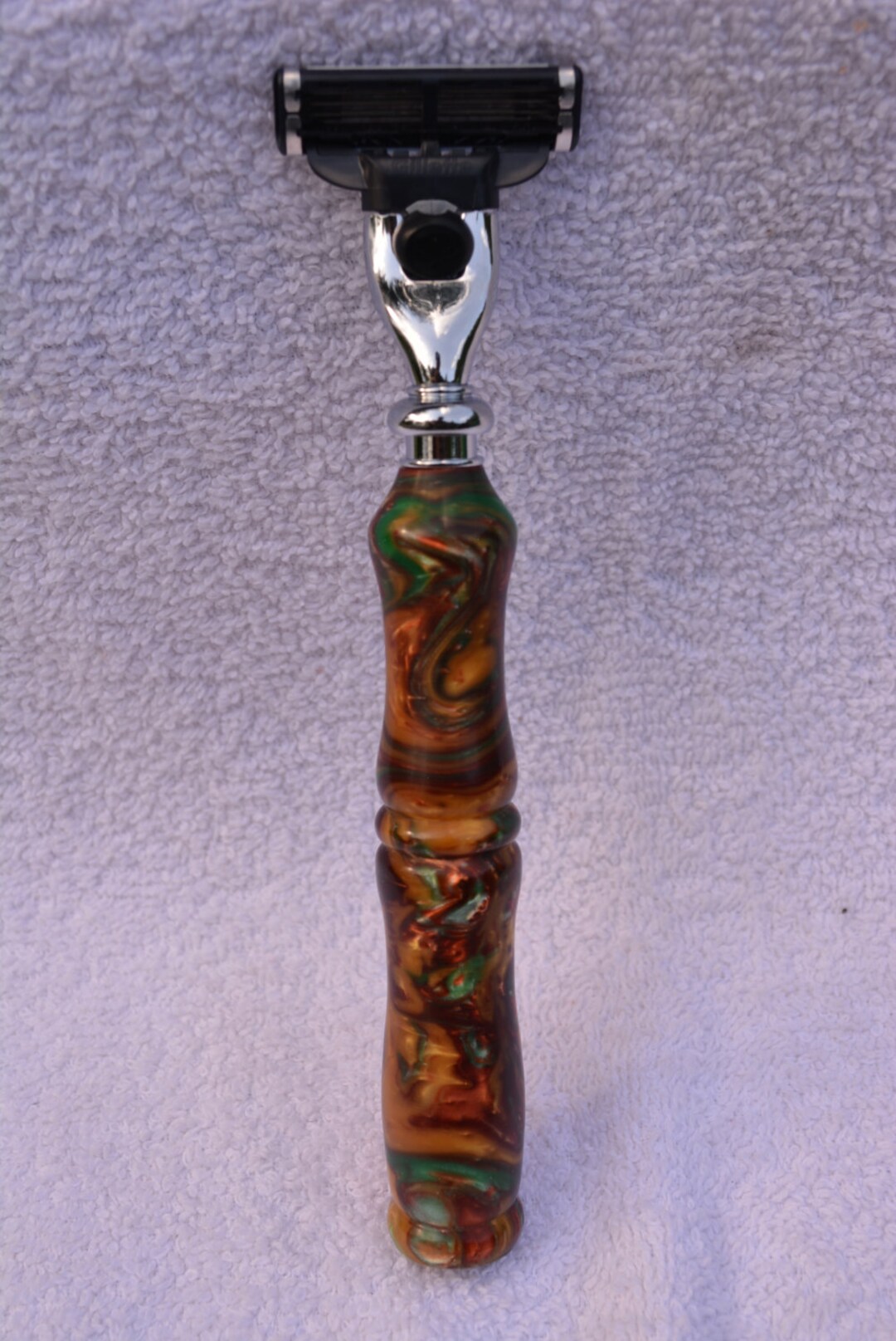 Magnificent Razor Beautiful Handmade Long Handle Designer Razor Called