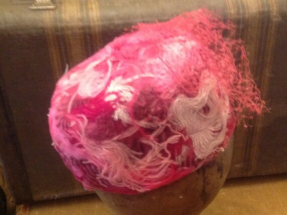 Vintage Coraline Hat, Pink Coraline hat, 1940 feat