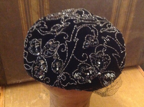 Vintage Coraline Black beaded Fascinator vintage C