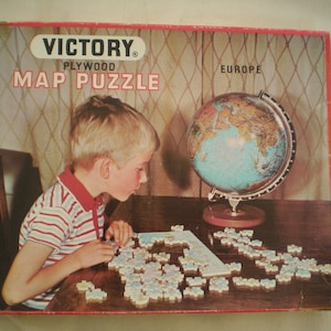 1970er Jahre Victory Made in England Sperrholz Kinder Puzzle Landkarte mit Bild von Europa - 100 Teile - Komplett - Super Vintage Geschenk - Retro Puzzle