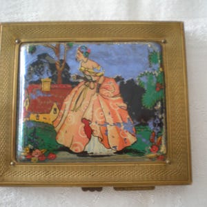 Vintage 1930s GWENDA Cigarette Case - British Made - Gold Tone Ribbed Back  & Textured Surround Lid With Foil Scene - Card Use - Super Gift