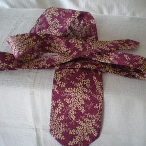 2000era vintage Liberty of London necktie -100% cotton -made in England - wine/burgundy with cream fern pattern -day/evening wear -light use