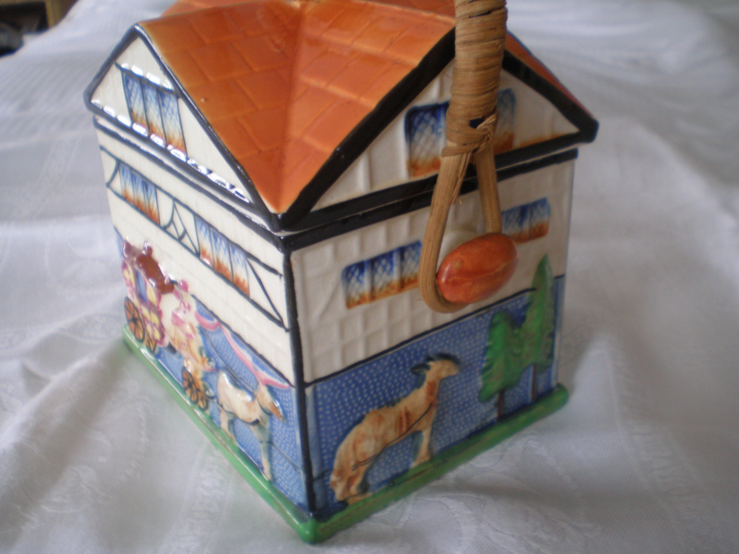 Vintage 1940s Ceramic Novelty Biscuit Barrel in Shape of a Cottage