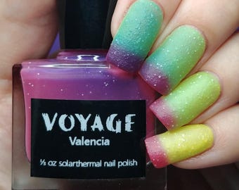 Textured Solarthermal Indie Nail Polish [Valencia] changes colors from magenta pink to yellow to blue green and purple