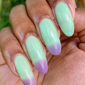 Maui Thermal Temperature Changing Indie Nail Polish, Purple Mint Green Flakie Heat Changing Creme Polish, Spring Designs Nail Lacquer image 3