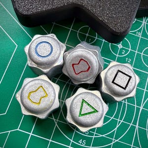 Metal Gong-Gi Set with Magnetic Case