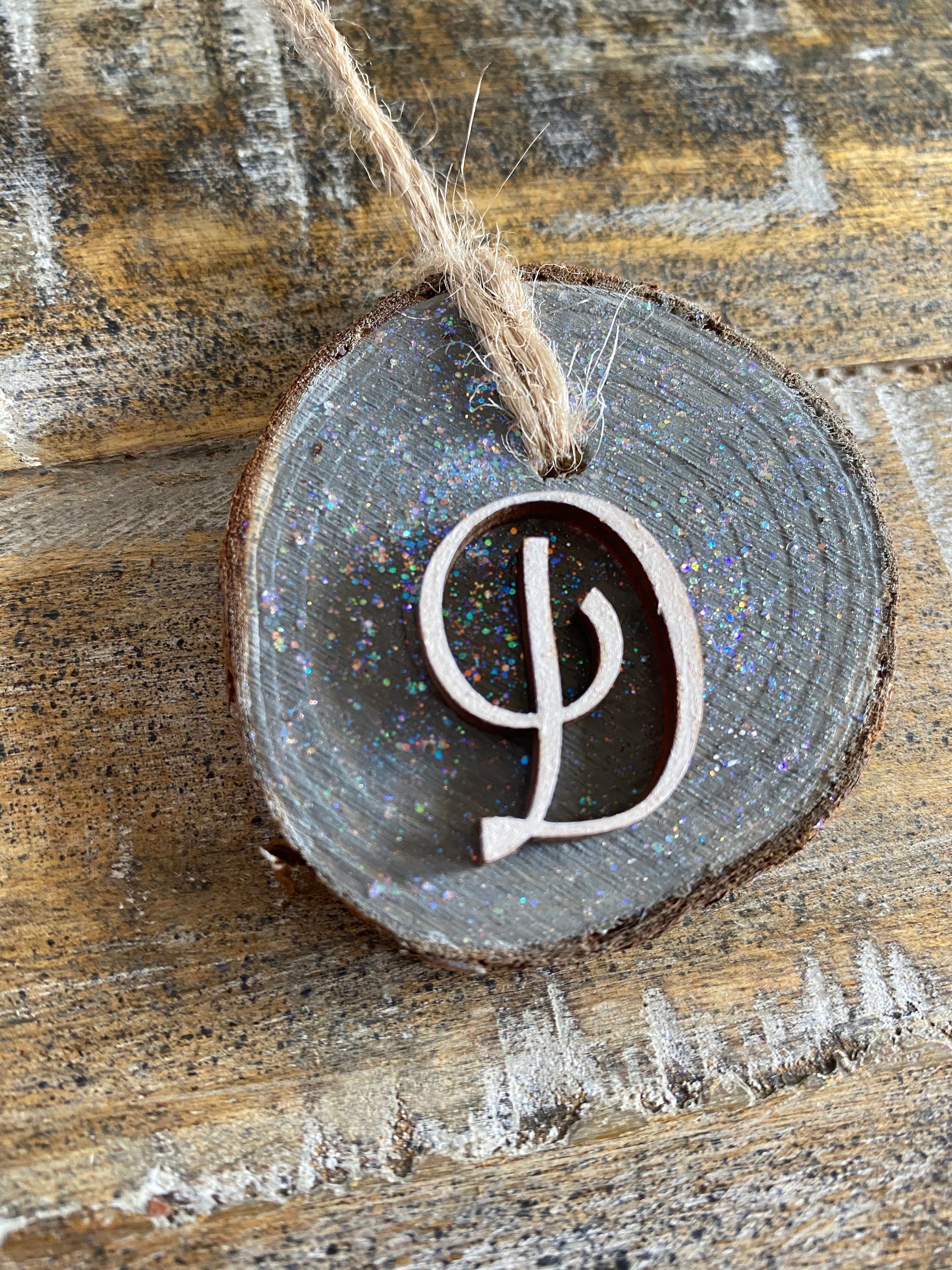 Rustic Monogram 'D' Holiday Red with Glitter Accent Christmas Ornament Gift Tag. Twine Hang Strap Wood Slice Stained Gray White