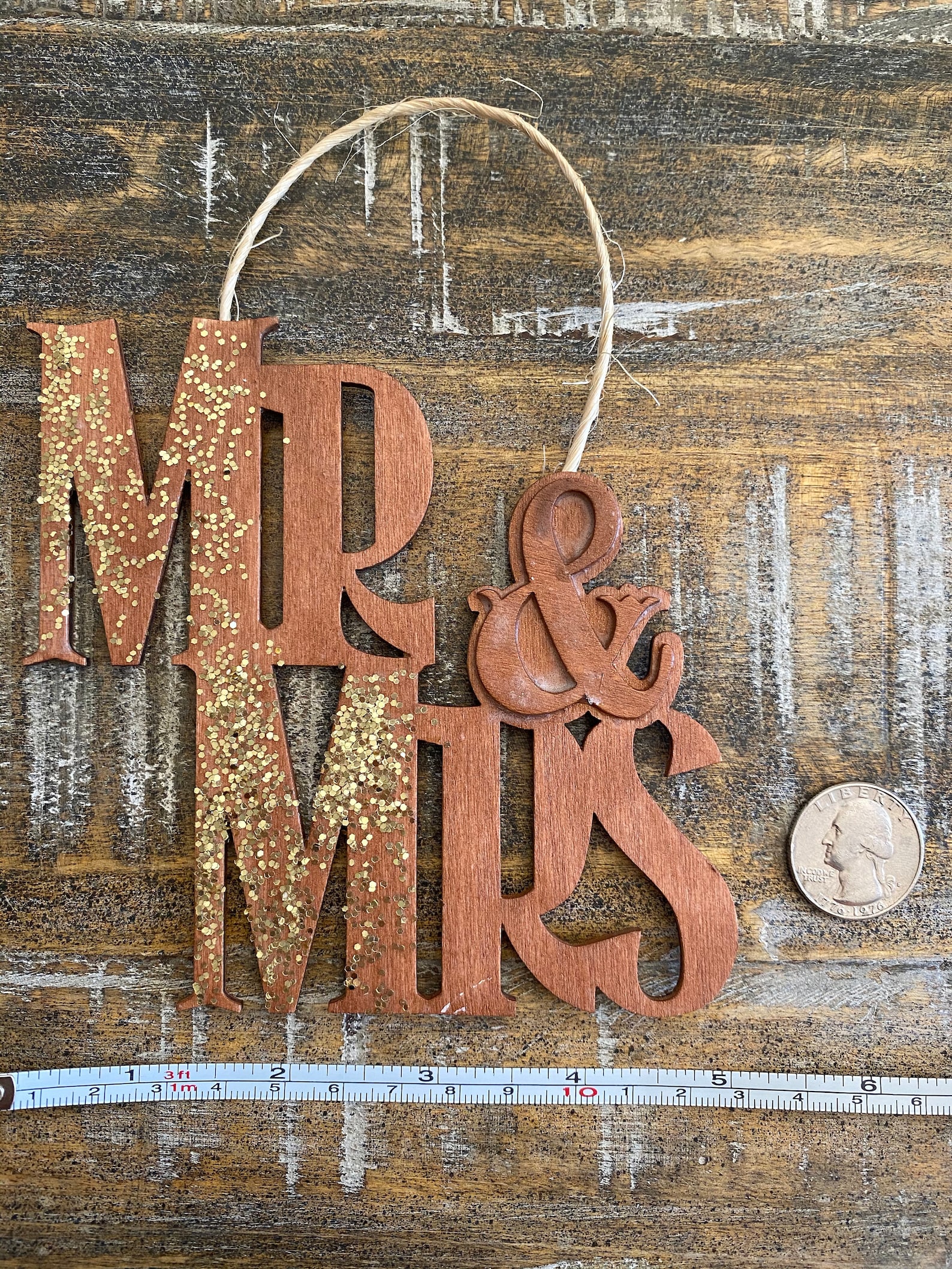 Rustic Wooden mr & Mrs Decor, Rustic Wedding / Home Decor, Brown and