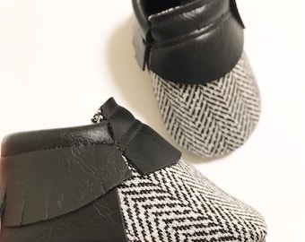 B&W Herringbone Moccasins • Queen B Moccs • baby moccasins