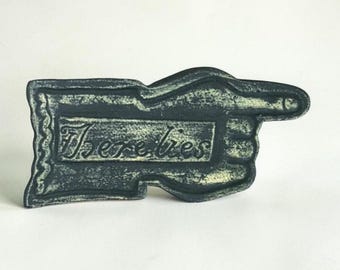 1800s Gravestone Clay Impression – Pointing Hand "There Lies"