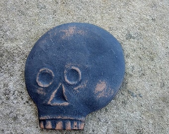 Tiny Skull Detail from 1700's Colonial Pennsylvania Gravestone - Small Item for Collage or Nook - Gift for History or Genealogy Lover