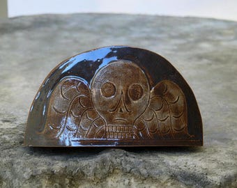 Winged Death Head Skull From 1700's Colonial Connecticut Gravestone - Memento Mori - Gravestone Rubbing Alternative Art - Spooky Folk Art