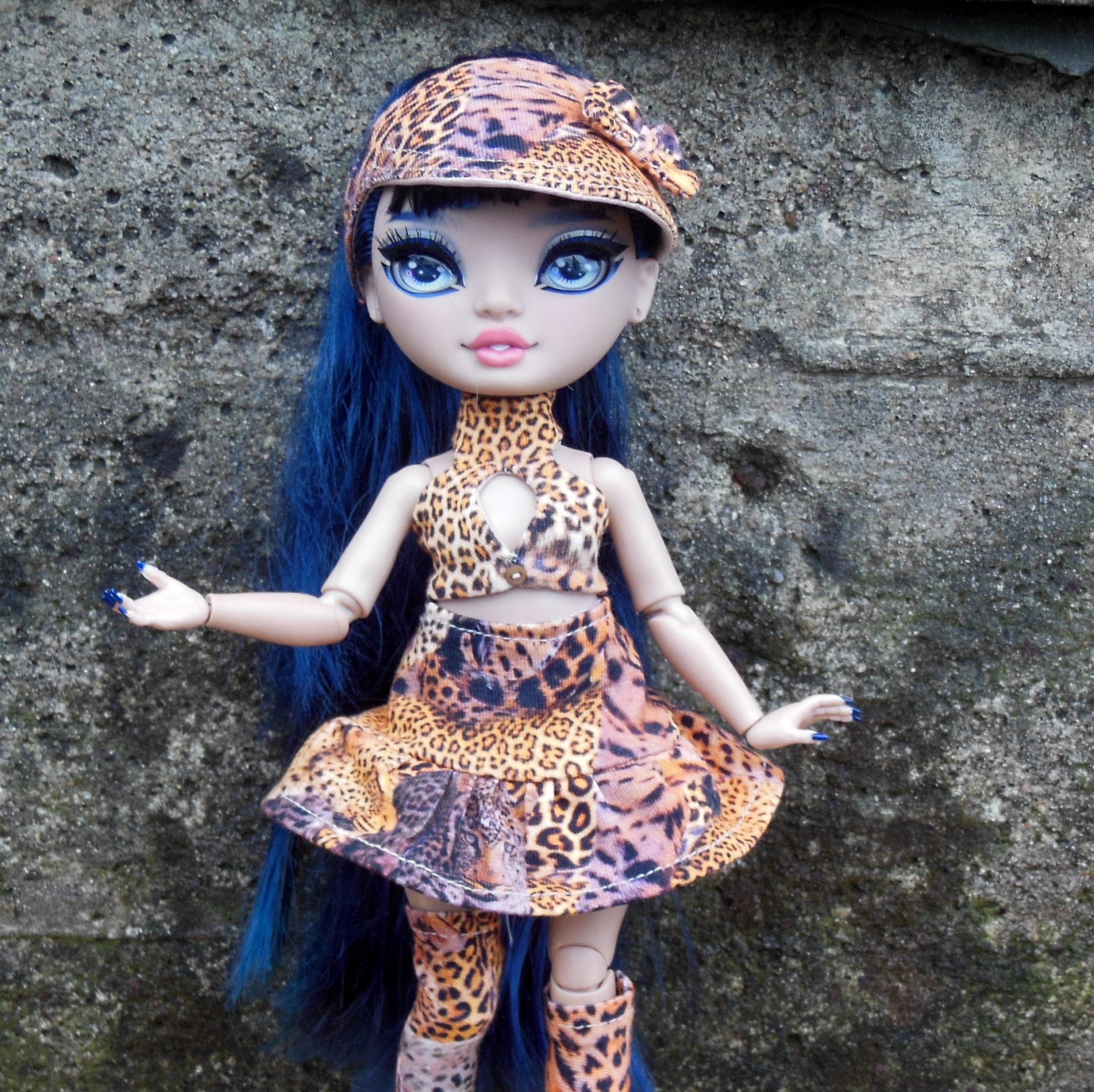 Outfit for Rainbow/Shadow  doll