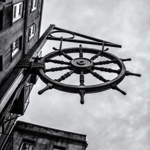 Dead Men Tell No Tales Photograph, Sailor, Pirates, Nautical, Oceanic, Sea Life, Sea Life, Captain, Ship, Wall Art, Large Print