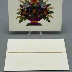 Cartão-presente pequeno de flores reais secas prensadas à mão - buquê floral