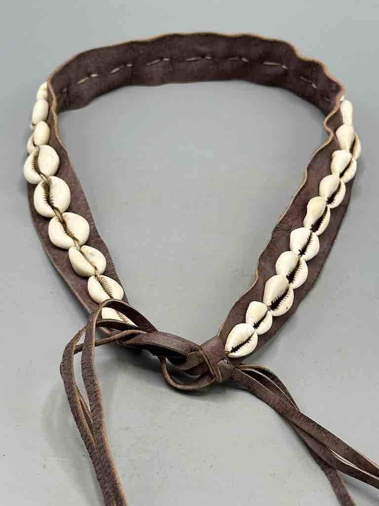 African Cultural Narrow Real Cowrie Shell-leather Tie  display picture 3