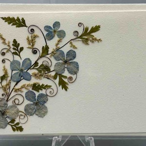 Handgemaakte geperste gedroogde echte bloem kleine cadeaukaart - Floral Corner