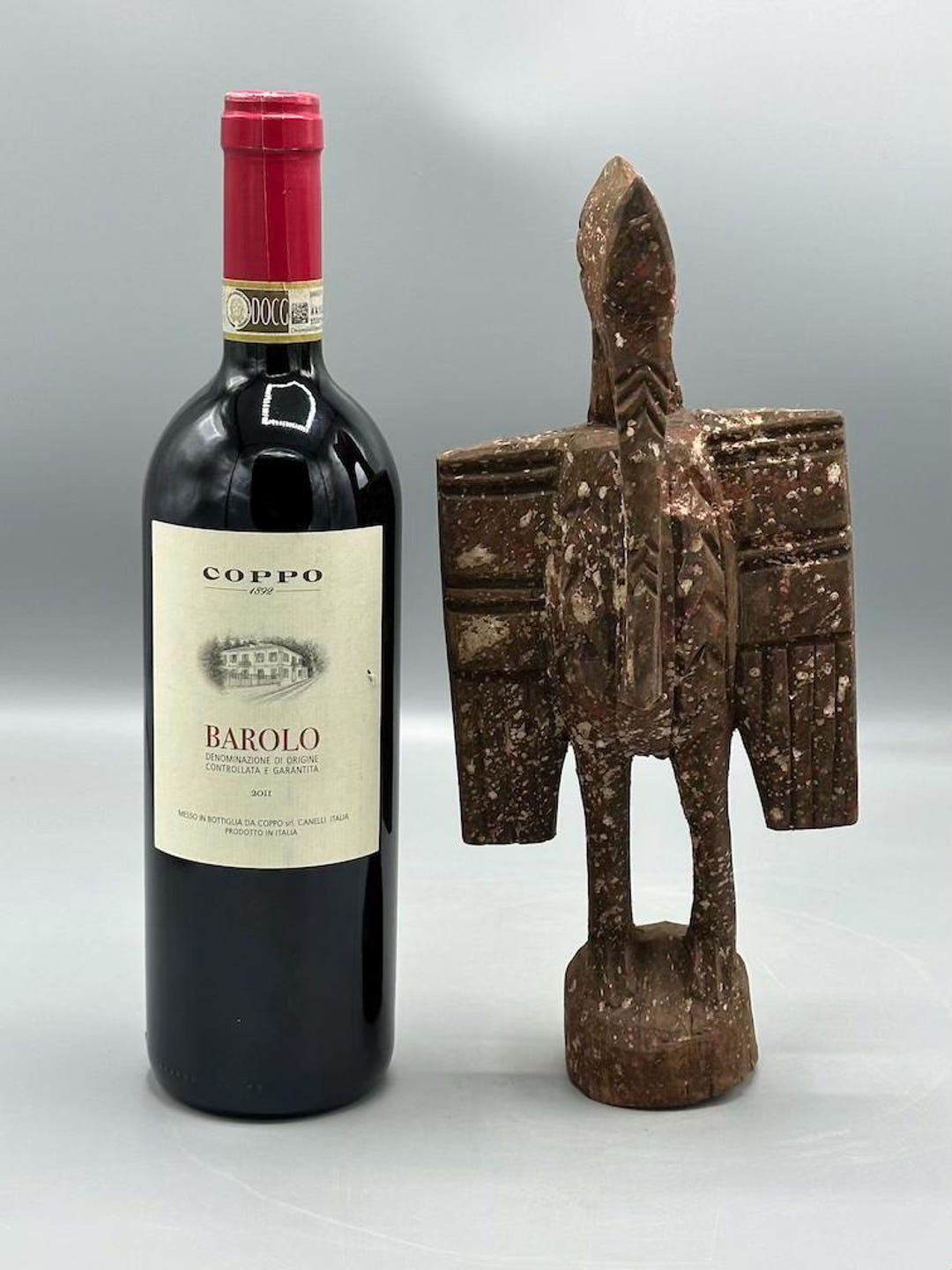 セヌフォ社による現代風に彩色された小型サイチョウの像 | 11インチ