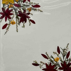 Handmade Dried Real Flower Greeting Card - Opposing Floral Corners