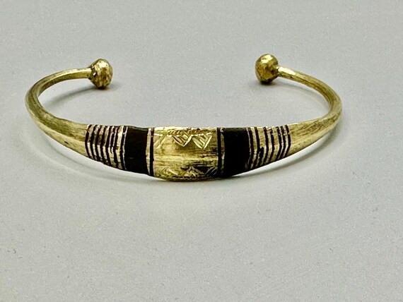 Tuareg Double Bar Inlay Multiple Stripe Etched Ce… - image 3