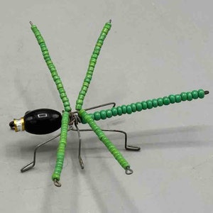 ビーズワイヤー装飾 アフリカの小さな緑の羽のトンボの昆虫