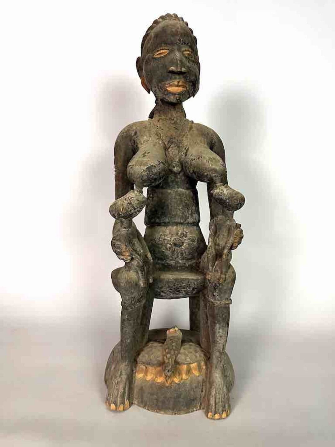Große Ashanti Mutter saugende Zwillinge Geist Statue | 66 cm - Etsy Schweiz, image size:1080x1440