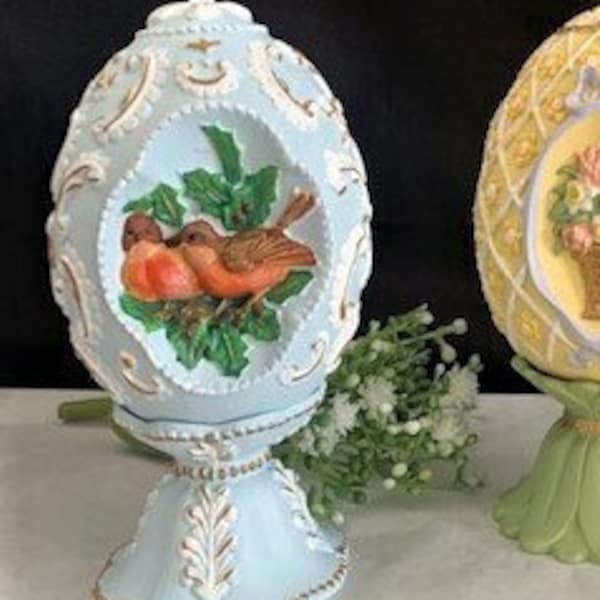 Vintage Avon Fine Collectible-Avon Season's Treasures Egg Collections Seashells of Summer-Birds of Joy-Floral Bouquet-Hartford Porcelain Egg