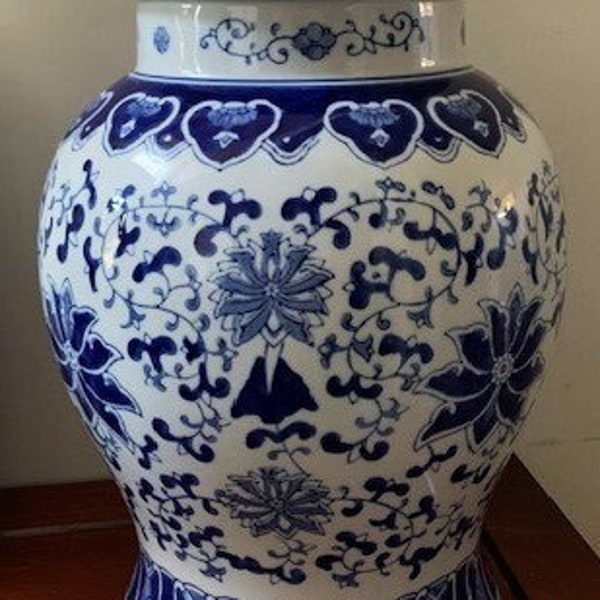 Vintage Chinoiserie Tall Oversize Large Blue and White Porcelain Ginger Jar with Lid w/Floral Design with Cobalt Blue-Temple Jar-Home Decor