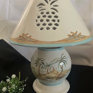 Vintage Lenox British Colonial Scenic Candle Lamp With Pierced