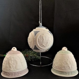 Ornamento di palla di Natale Lladro vintage del 1988 e campana di Natale annuale del 1991 e 1992 in bisquit, Spagna - Collezione