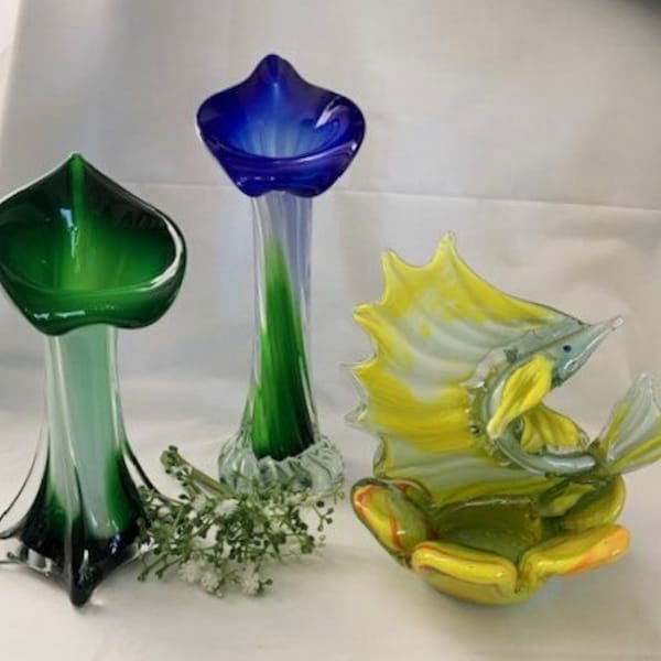 Collection Murano vintage vase en forme de tulipe bleu cobalt/vert et blanc et bol en verre espadon de Murano - décoration d'intérieur - fabriqué en Italie