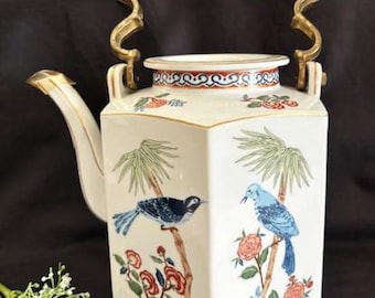 Tetera o cafetera hexagonal grande de porcelana Mikado vintage con asa de latón macizo "Taster Setter Sigma" - Fabricada en Japón