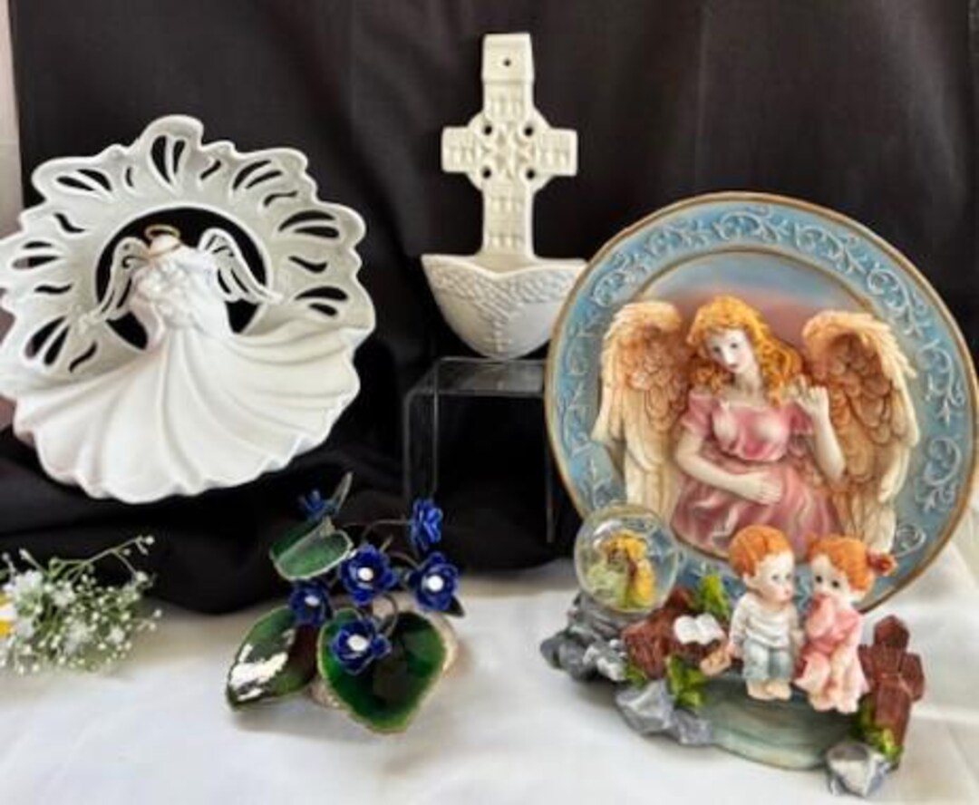 Vintage Variety of Collection-enesco Spirituelle Life-guardian