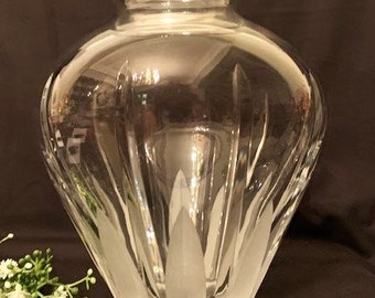 Vintage "Carnegie" Royal Doulton Crystal Cut Glass Flower Vase -Made by Czech Republic-Discontinued