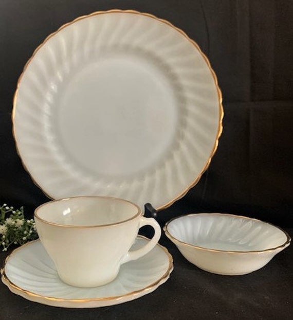 Vintage Anchor Hocking Milk Glass Collection -suburbia-dinner 