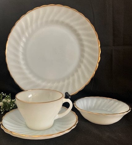 Vintage Anchor Hocking Milk Glass Collection -suburbia-dinner