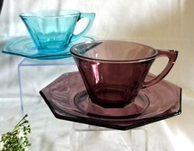 希少/美品/ビンテージ/ウランガラス/ヘーゼルアトラス/カップ＆ソーサー/2客 Hazel atlas glass - Etsy 日本