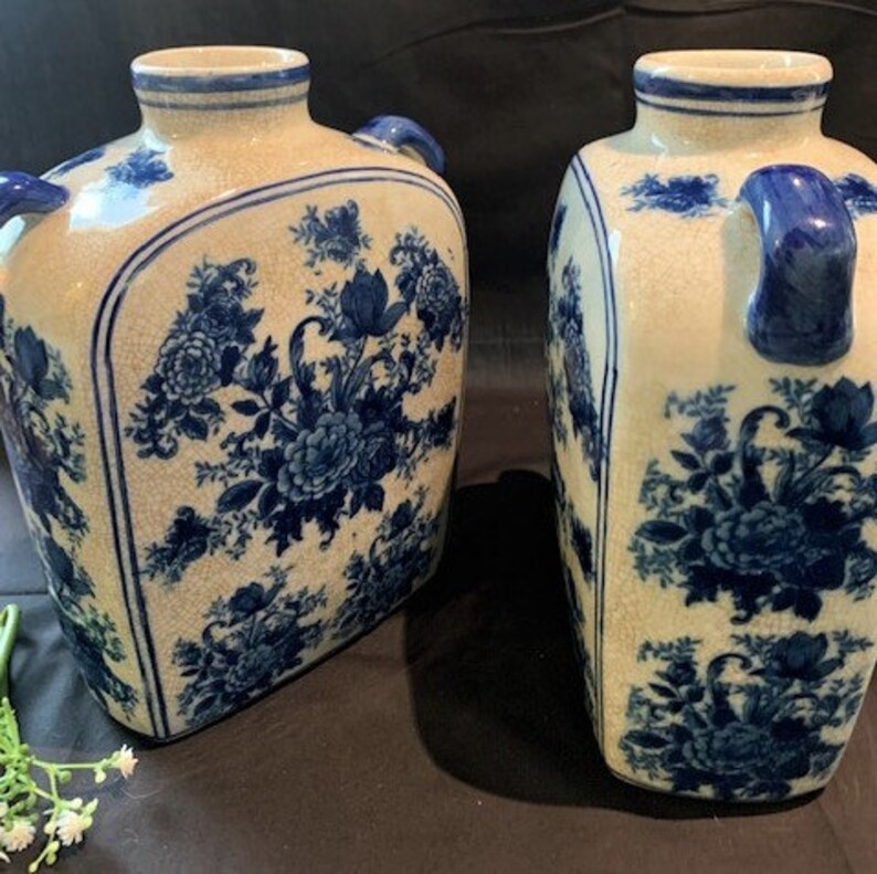 Vintage Chinoiserie Porcelain Pottery Blue and White Vase With Dual ...