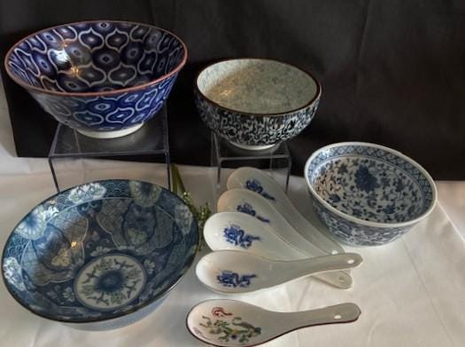 Vintage Variety of Oriental Soup/Rice/Bowl Blue and White-Variety Hand-Painted Chinese Soup Spoon with Dragon Design-Made in Japan-China