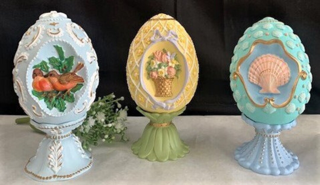 Vintage Avon Fine Collectible-avon Season's Treasures Egg Collections ...