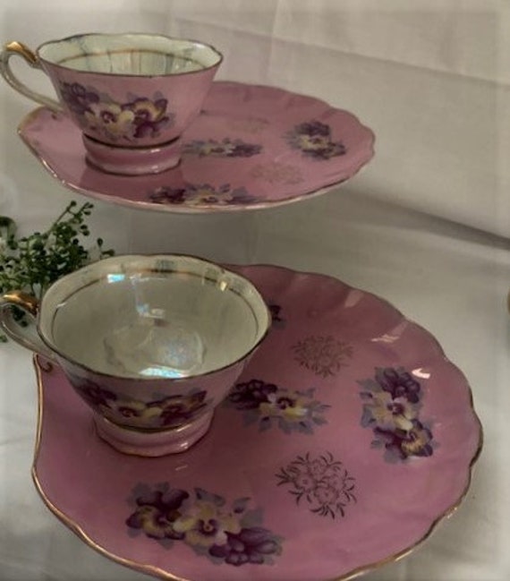 Vintage Royal Halsey Very Fine Pink Iridescent Tennis Snack Set