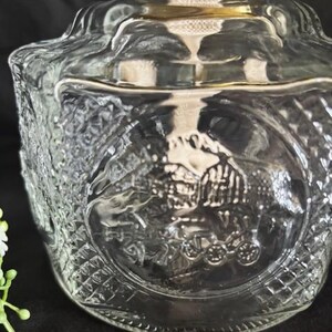 Vintage Lamplight Farms Amish Horse and Buggy Farm Scenes 14