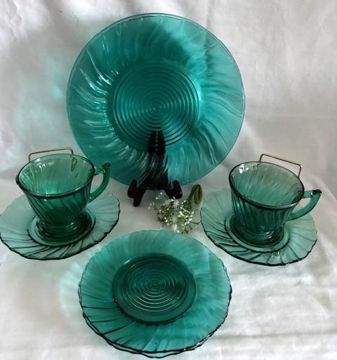 Vintage Jeannette Glass - Etsy