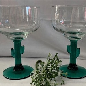 Libbey 12 oz Juniper Stem Cactus Margarita Glass Set of 2- Barware