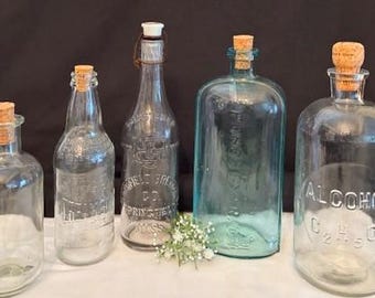 ヴィンテージコレクション：様々なスタイル／サイズ／透明およびアクア色のガラス瓶 - 医薬品・ソーダ・薬瓶 - コレクター向け - 1800～1900年代
