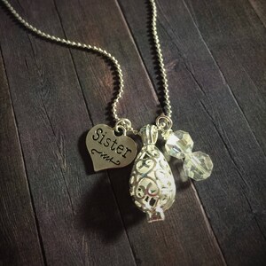 Silver Sister Diffuser Necklace