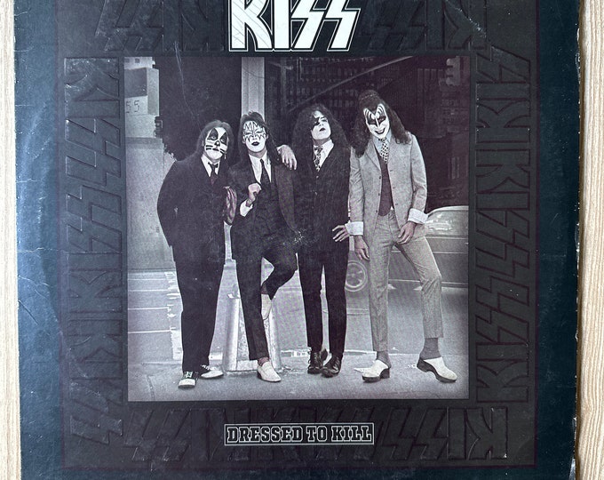 Kiss the Vinyl Record Album Dressed to Kill