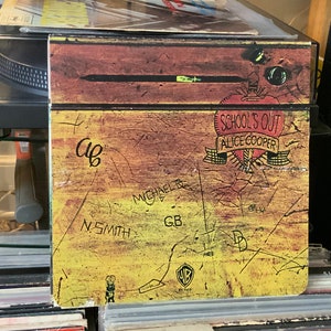 Alice Cooper “School’s Out” Classic Record Album